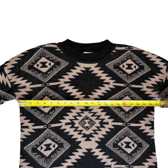 Lumiere Women's Sweater, Geometric Pattern, Size Medium - Picture 2 of 6